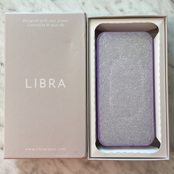 Libra lilac colored iPhone 12 Pro case, holds multiple cards, w/ kickstand - Picture 5 of 5